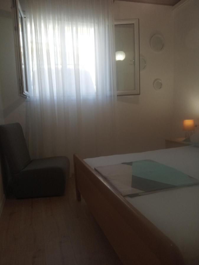 Apartman Mijic Trogir Luaran gambar